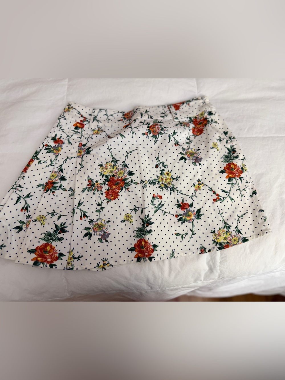 Early 2000s vintage Dolce & Gabbana White Floral Polka Dot Mini Skirt